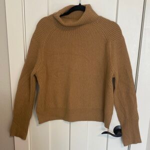 Elegant Unsubscribed Tan Turtleneck 100% Cashmere Sweater
